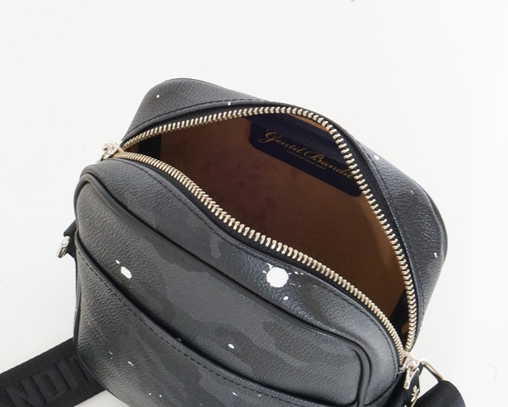 B.F.C. × Gentil Bandit クロスボディバッグ コラボモデル(BLACK CAMO)