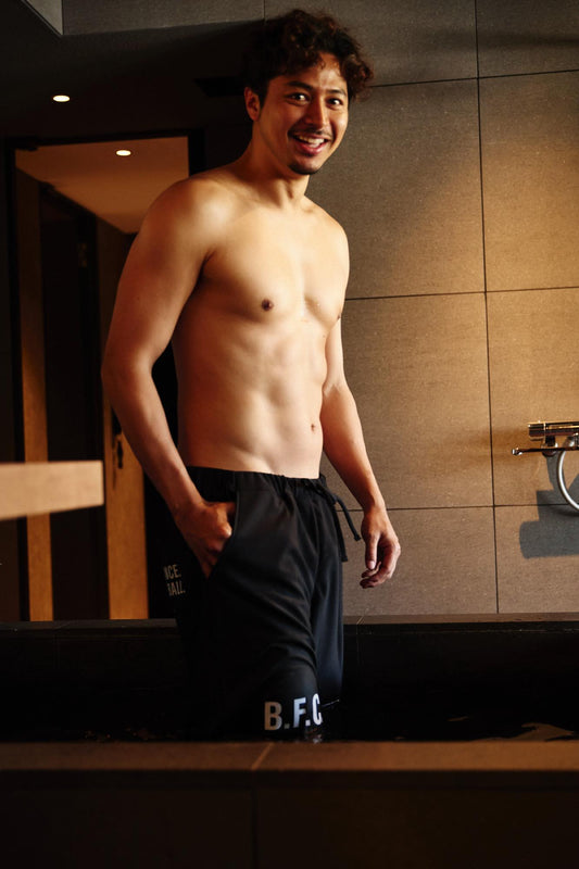 B.F.C. ダブルロゴ シグネチャーショーツ